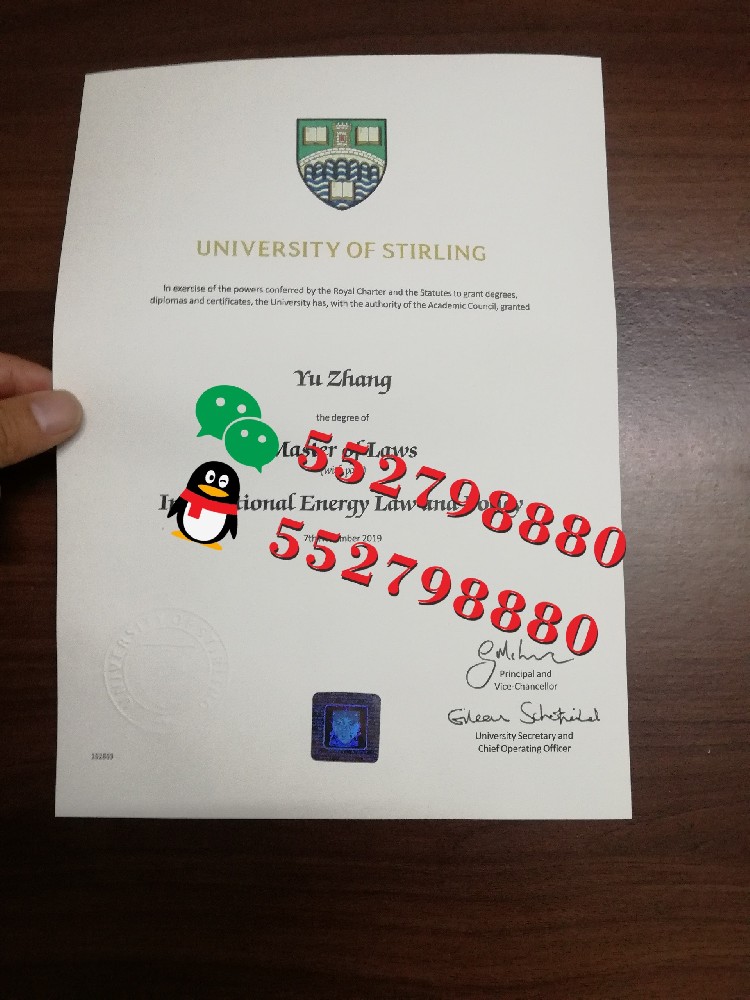 斯特林大学毕业证书实拍特写/斯特林大学犯罪学学士学位证书复刻