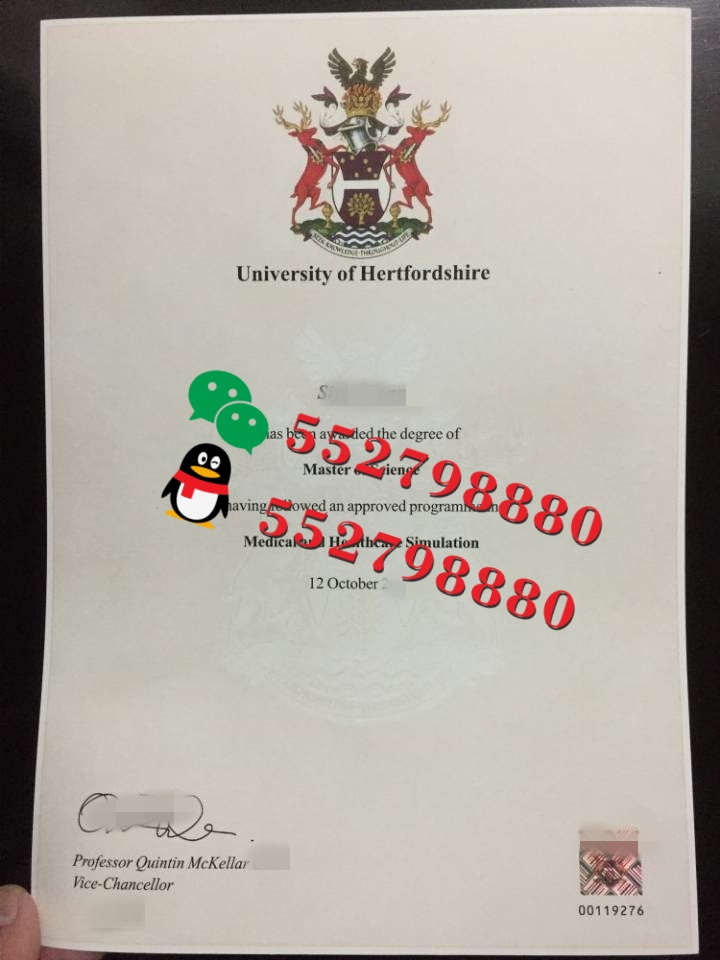 赫特福德大学毕业证书实拍特写/赫特福德大学电子与电气工程学位证书复刻